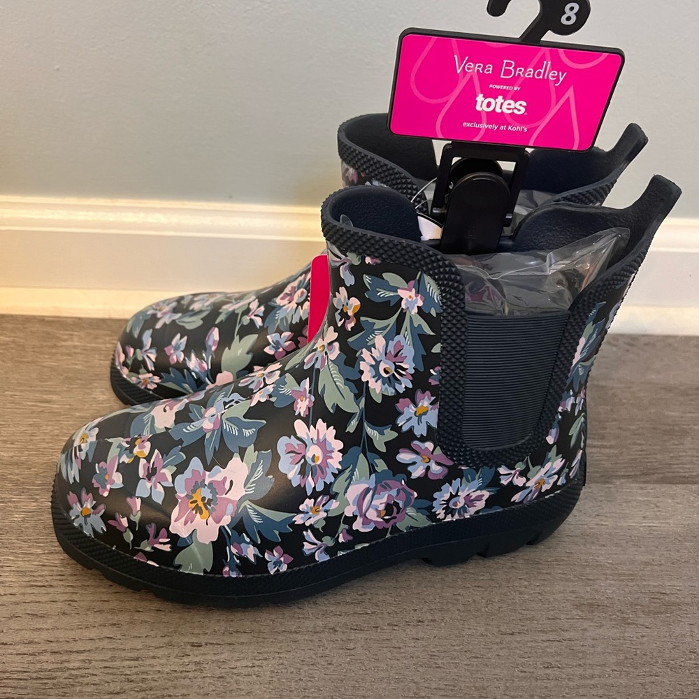 Vera Bradley Rain Boots by Totes. Size 8